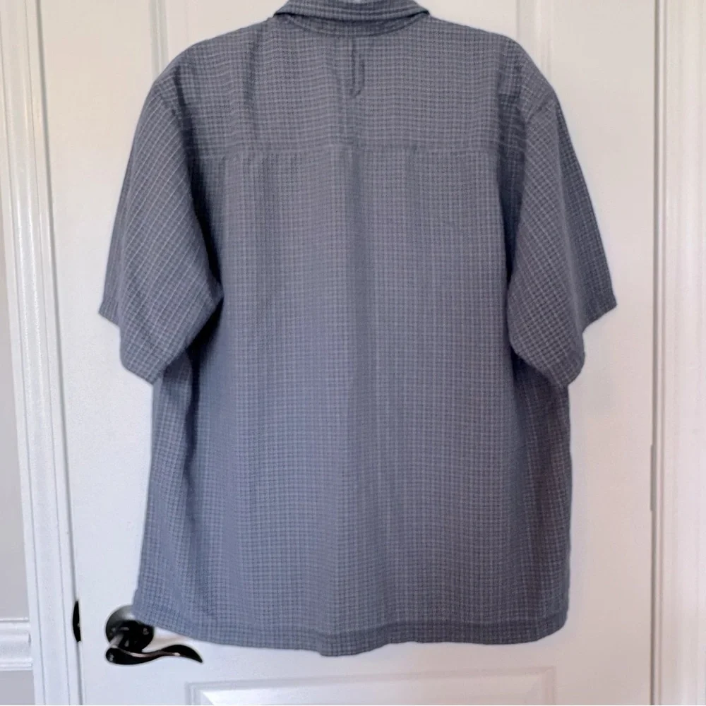 The North Face Men’s Blue Plaid Casual Button Down Large Short Sleeve Shirt